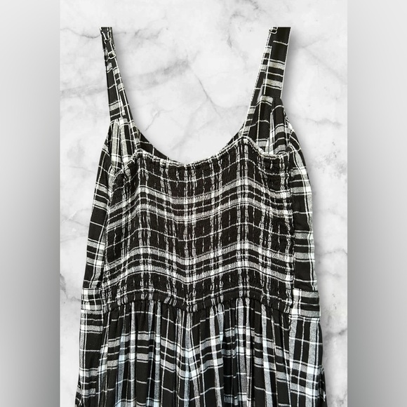 Hollister Jumpsuit Jumper Romper Size S - Picture 9 of 13